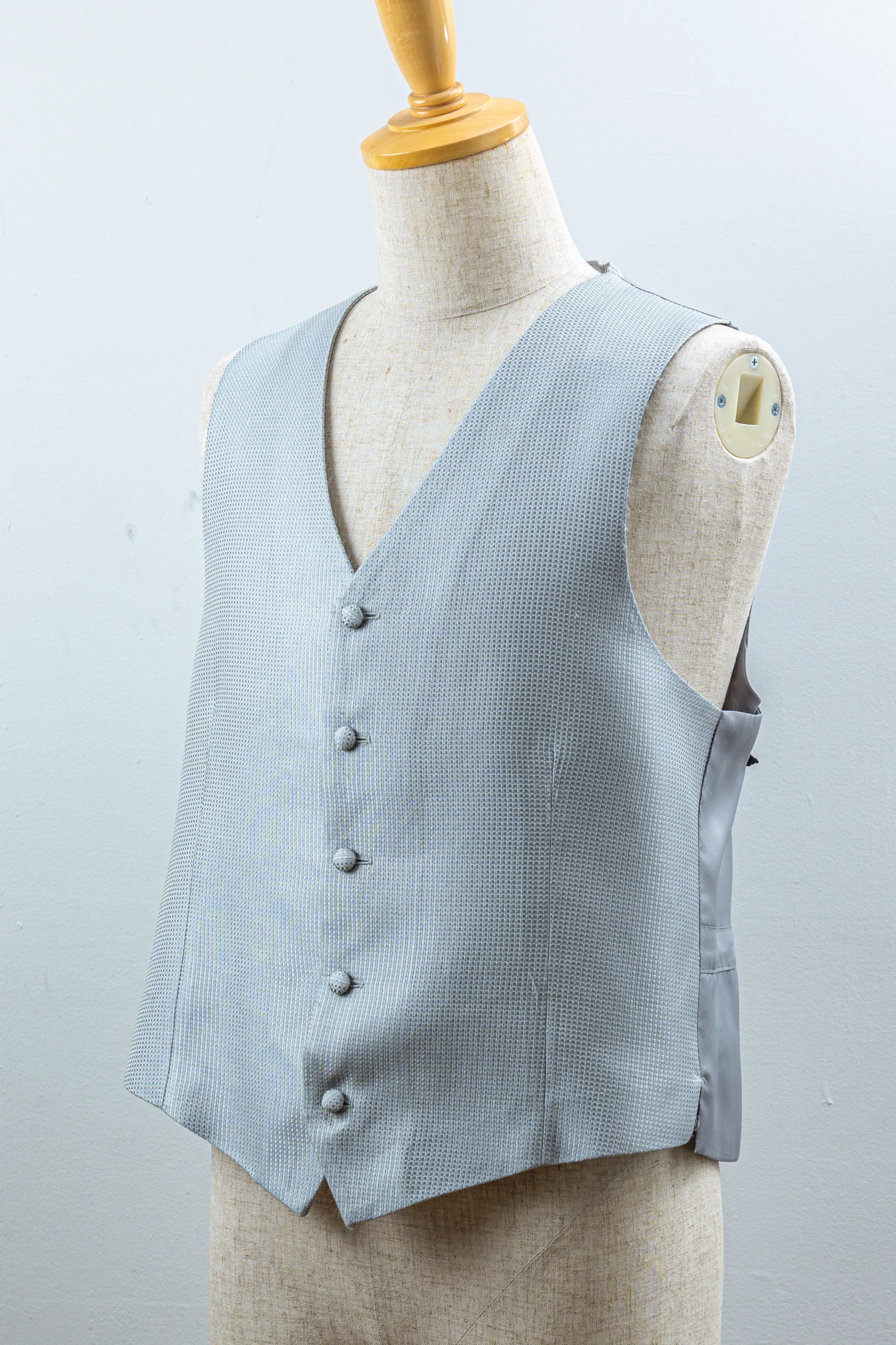 新郎用ライトグレーのメンズベスト 結婚式タキシード用フォーマルベスト