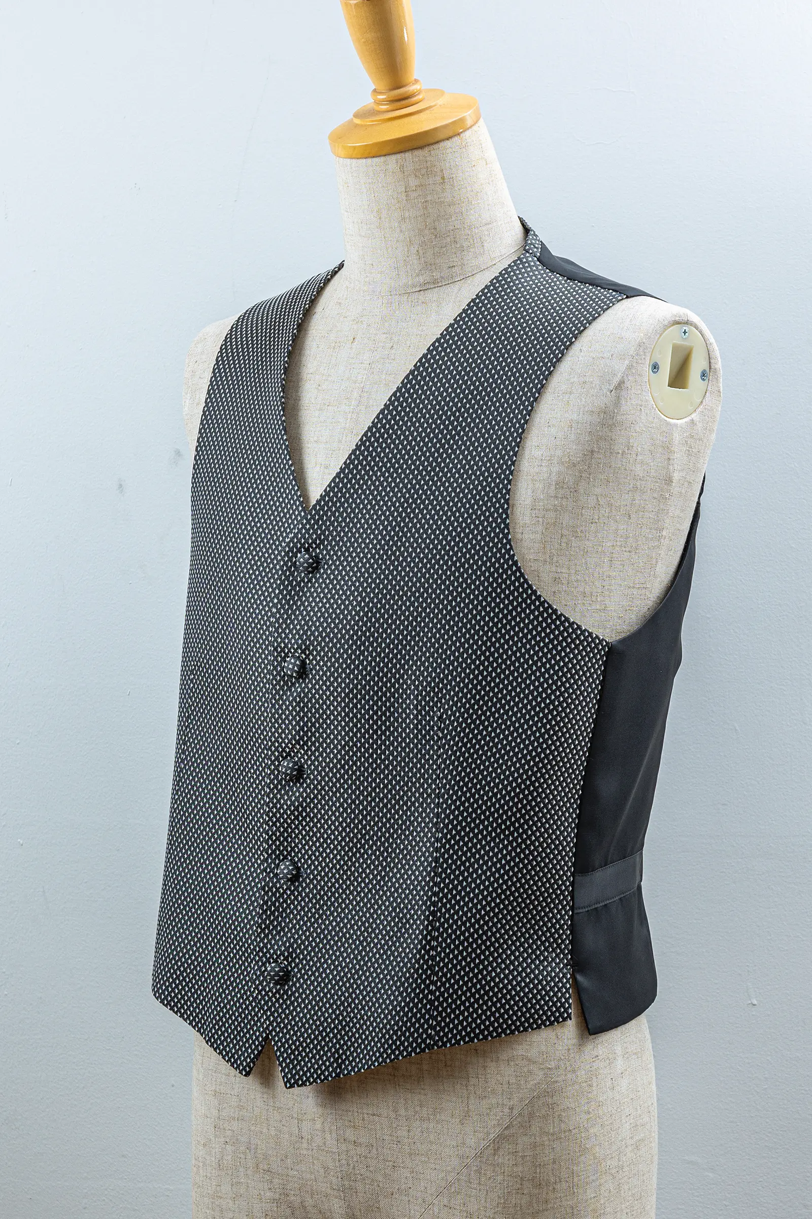 新郎用ブラック小紋柄のメンズベスト 結婚式タキシード用フォーマルベスト